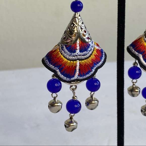 Woven tribal earrings with bells - Picture 2 of 7